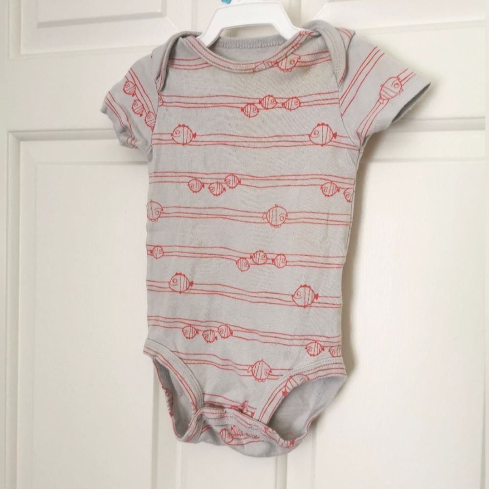 5/$10 Pekkle short sleeve onesie 12 m